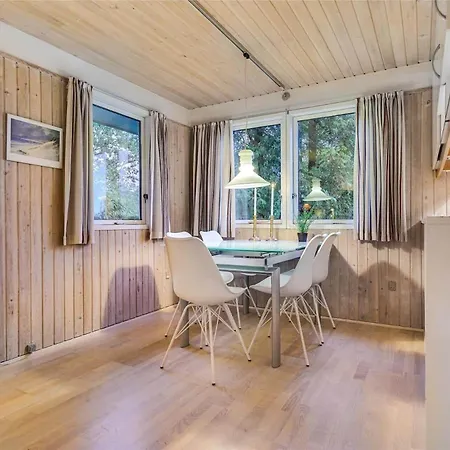 30061-malling-morbaervaenget-18 بيت للعطل *