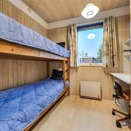 30061-malling-morbaervaenget-18 بيت للعطل *